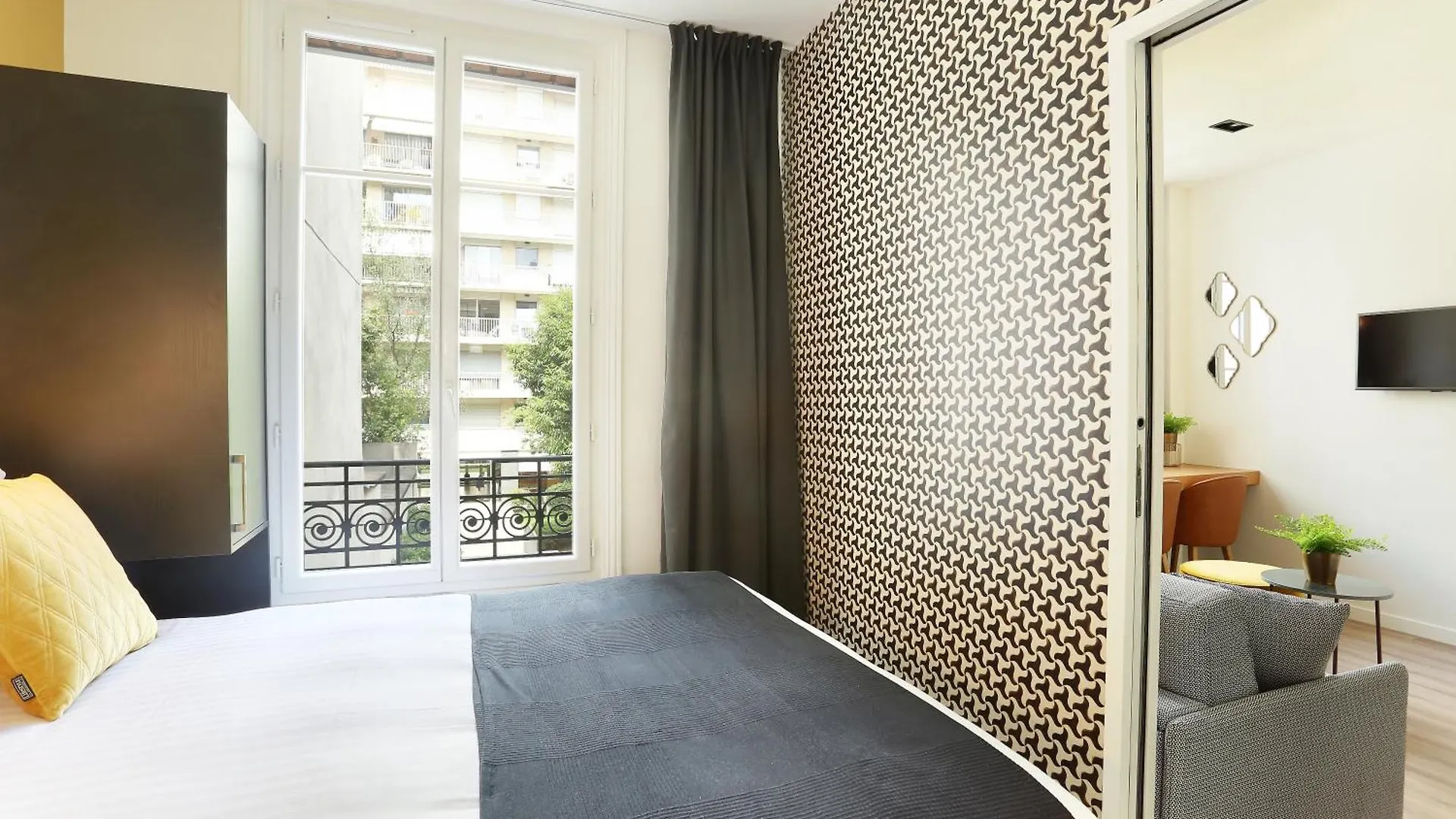 Yays Paris Zola By Numa Aparthotel France